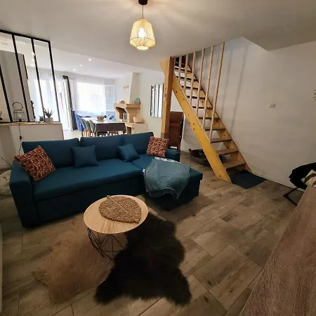 Maison Au Coeur Du Village De 3km De La
